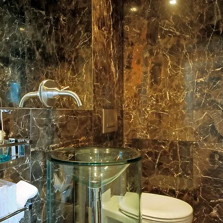 Chiado Penthouse Apartment Lisbon