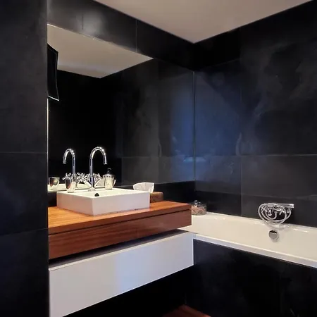 Chiado Penthouse Apartment