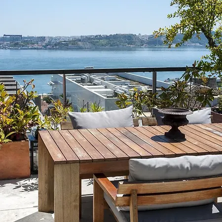Chiado Penthouse * Lisbona